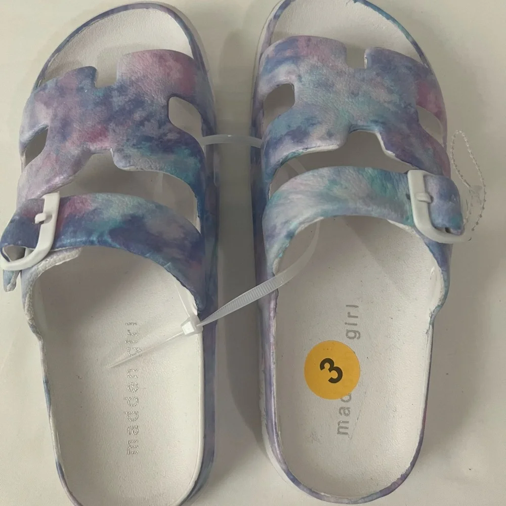 Madden Girl Pastel‎ Buckle Comfy Slides Sandals Brand New